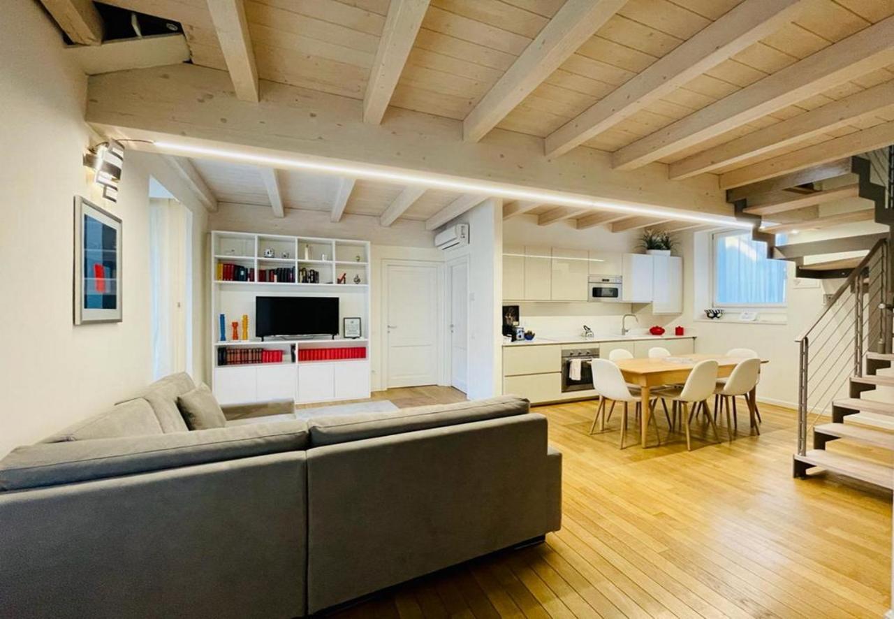 Appartamento Rossini By Holiday Solutions Como Exterior foto