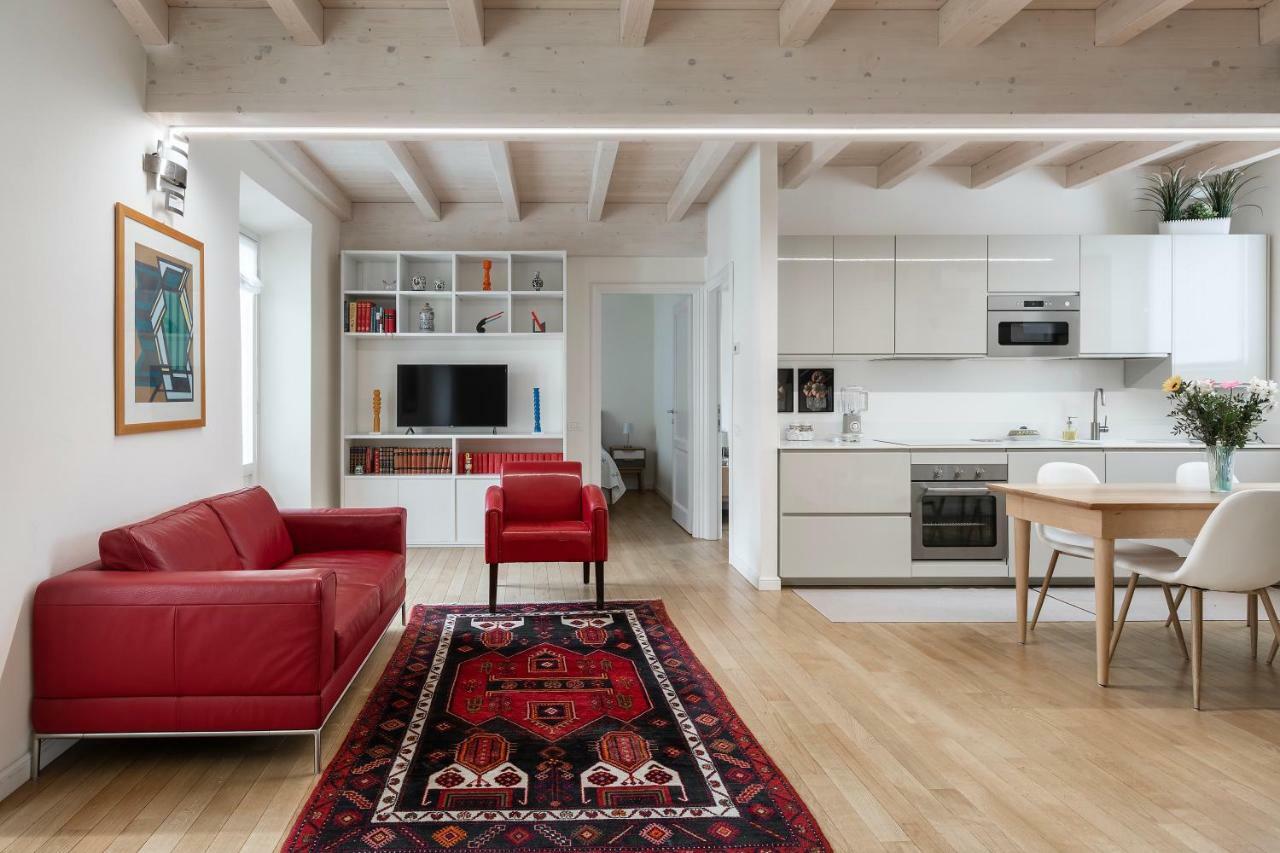 Appartamento Rossini By Holiday Solutions Como Exterior foto